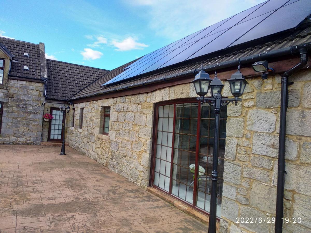 Cottage With Panoramic Views Kirk of Shotts Екстериор снимка